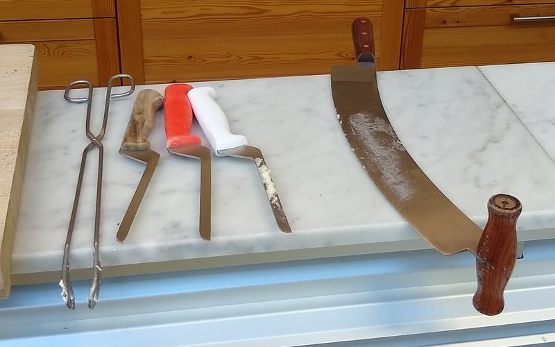 Storing & Cutting