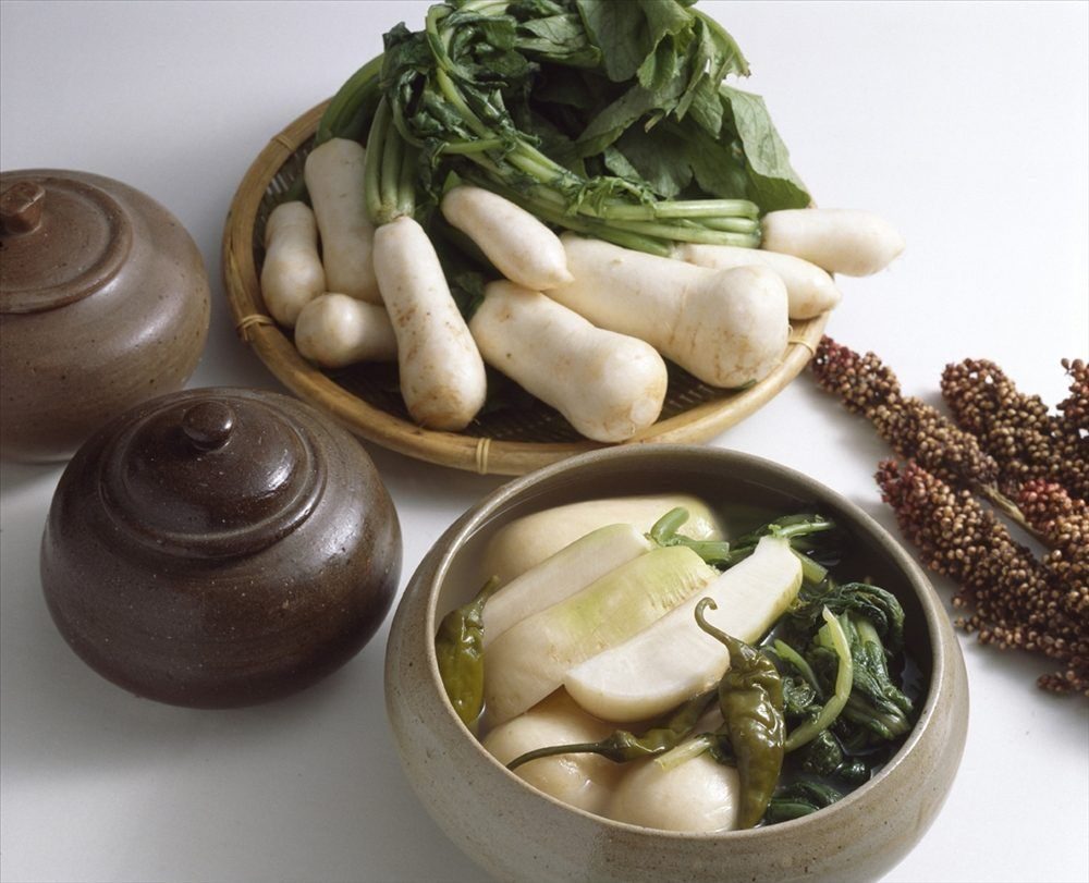 Baek-Kimchi (White Kimchi)