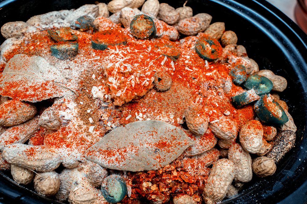 Boiled Peanuts, Louisiana Style, the Whole Load