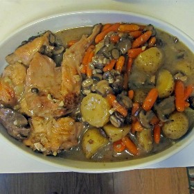 Braised Rabbit with Mushroom Sauce