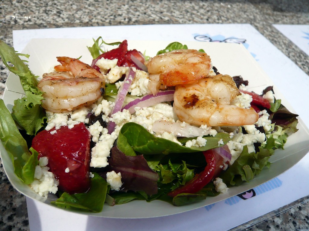 Buffalo Shrimp Salad