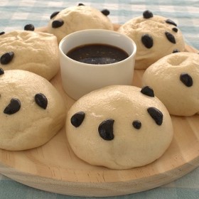 Buns, Steamed with Mushroom Filling