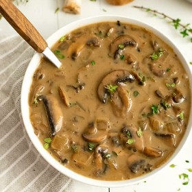 Easy Vegan Mushroom Soup