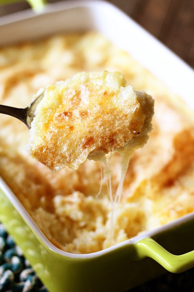 Emeril's Baked Cheese Grits