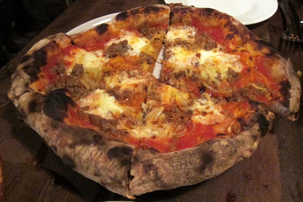 James Beard's Fresh Tomato Sauce