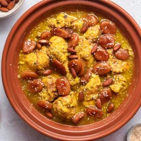 Moroccan Chicken and Apricot Tagine