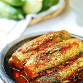 Oi Sobagi (Stuffed Cucumber Kimchi)