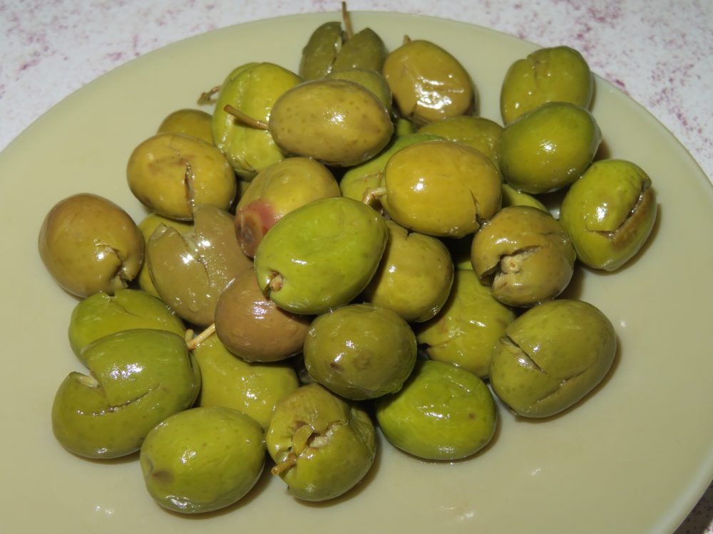 Olives, Water-Cured (Green)