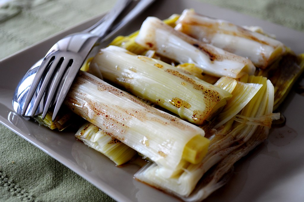 Poireaux Vinaigrette (Leeks Vinaigrette)