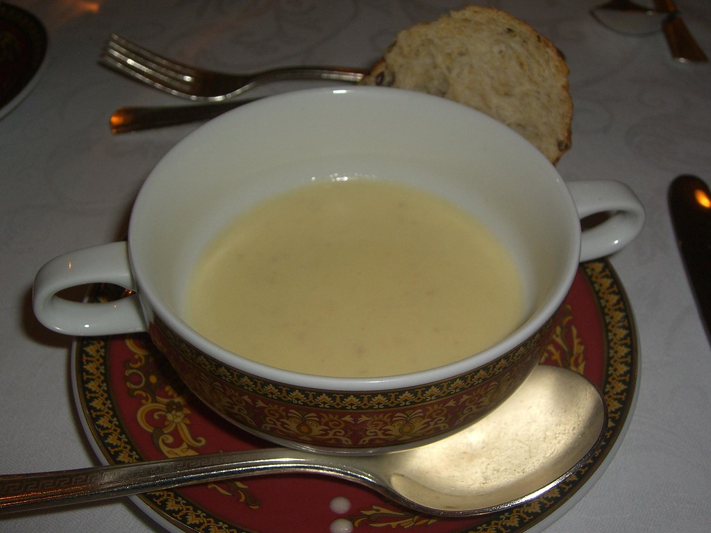 Robert Irvine's Potato Leek Soup